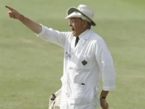 Dickie Bird pointing someone is out